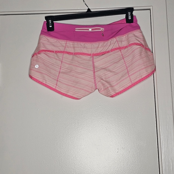 🍋 Lululemon speed shorts size 6 euc - Picture 2 of 4